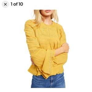 Free People Olivia Eyelet Lace Bell Sleeve Blouse Golden Yellow Size XS N18